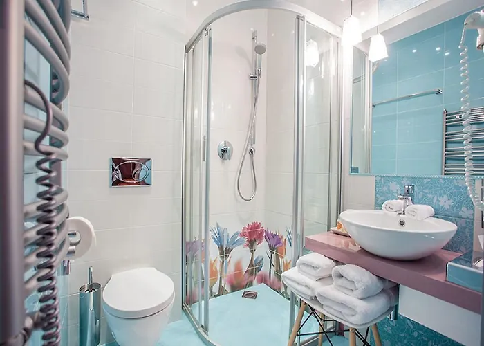 Soleil Boutique H Bed and Breakfast 4*