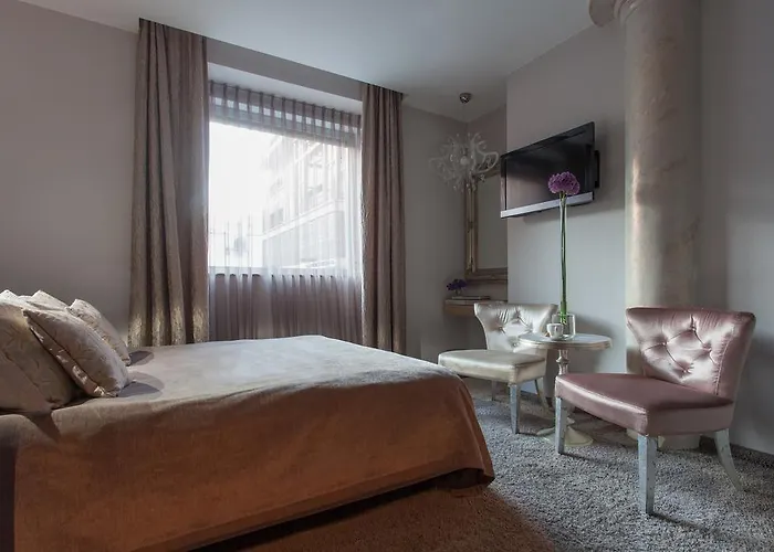 Bed and Breakfast Soleil Boutique H Σόποτ